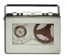 А у меня был Орбита-1...  Подарил брат прабабки...  

Короче: "помнит только мутной реки вода".