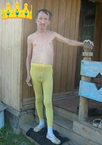 Охренеть! Вот, что значит "передёрнуть". Я тоже так могу:

Как некурящие видят себя со стороны и как они выглядят на самом деле...