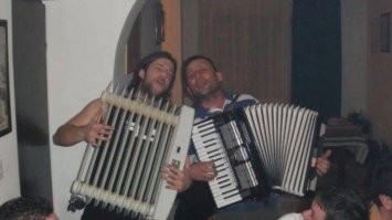 Образ бояна в демотиваторах