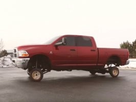 В Китае вышел недорогой аналог УАЗ «Пикап» от General Motors, который собрал уже кучу предзаказов