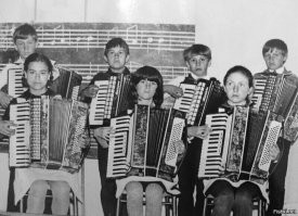 Образ бояна в демотиваторах