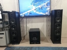 Мои "малышки" на будильник ставить не рискую.