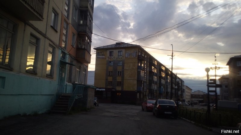 "Леденящие душу подъезды": фотопроект заброшенных жилищ Воркуты