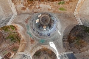 Особенно то, как без уровней и лазерных нивелиров умели так точно и надежно строить