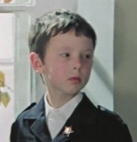 Сережа Бардыгин, Ералаш №6 "Однажды (мандарин)" 
Ну очень похож