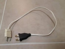 Чтобы быстро запитать сеть от переносного источника питания...