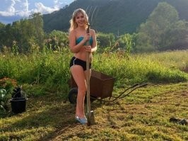 Такой ерней убиться как за здрасте можно.