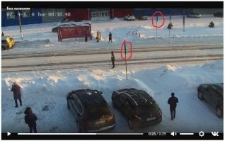 Водитель не пострадавший, а виновник! Видно же знаки пешеходного перехода! Только они боком стоят.