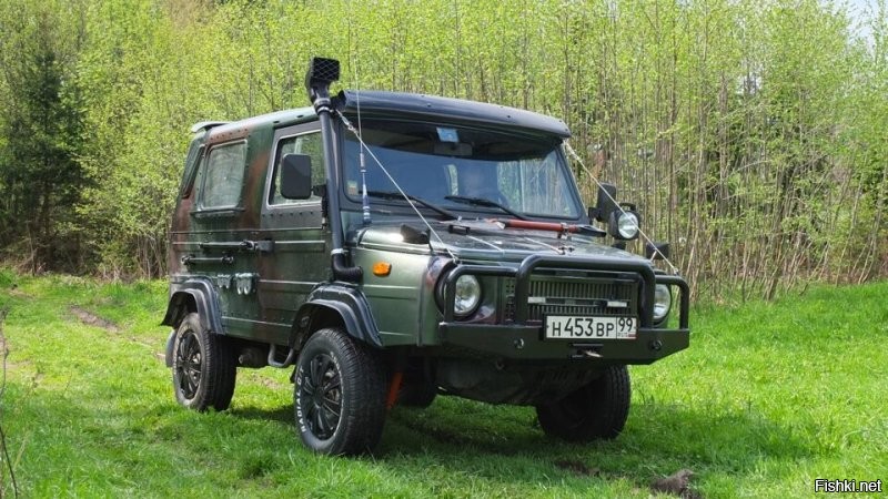 Да и "водянка" ЛуАЗ-1302 в подборку вполне вписывается