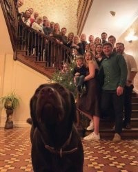 Интересно, за что быстрее затравят эту семейку - за расизм или за гомофобию?