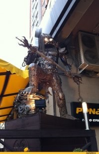 Круто сделанный хищник раньше стоял у penabar на просвете.