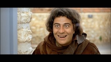 А это продавец. Уй)))