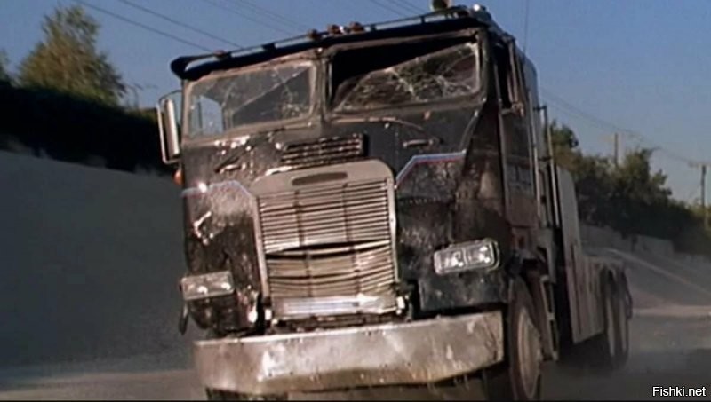 Оптимус Прайм без сверхспособностей: Freightliner 1987 года из фильма «Бамблби»