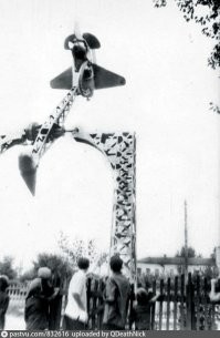 все, а еще самолетики... вот был самый писк...