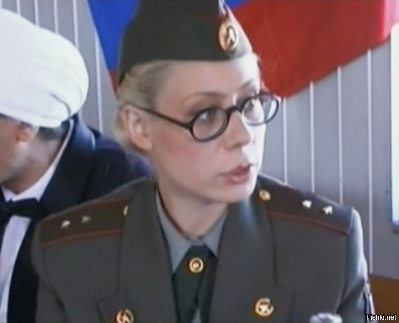 Прапорщик Карнаухова. Екатерина Лапина 1974-2012 гг.