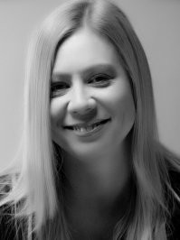 Не знал. 37 лет... Хоть в оригинальном фильме её не было, только в продолжениях. Но какая разница. Всё-равно жаль.