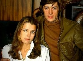 Красавица Ирина Ивановна Алфёрова.
И роли все яркие, запоминающиеся: Даша Булавина (Хождение по мукам), Констанция Бонасье (Д'Артаньян и три мушкетёра), Катя Лавров(С любимыми не расставайтесь), Ксения (Василий Буслаев). 
И никогда у Ирины Ивановны не было тюнинга,  шУшаринга и остального шлака, коим кишит наш псевдо-бАмонд!!!