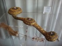 Хотелось бы знать, какое отношение к часам имеет жезл Жу И