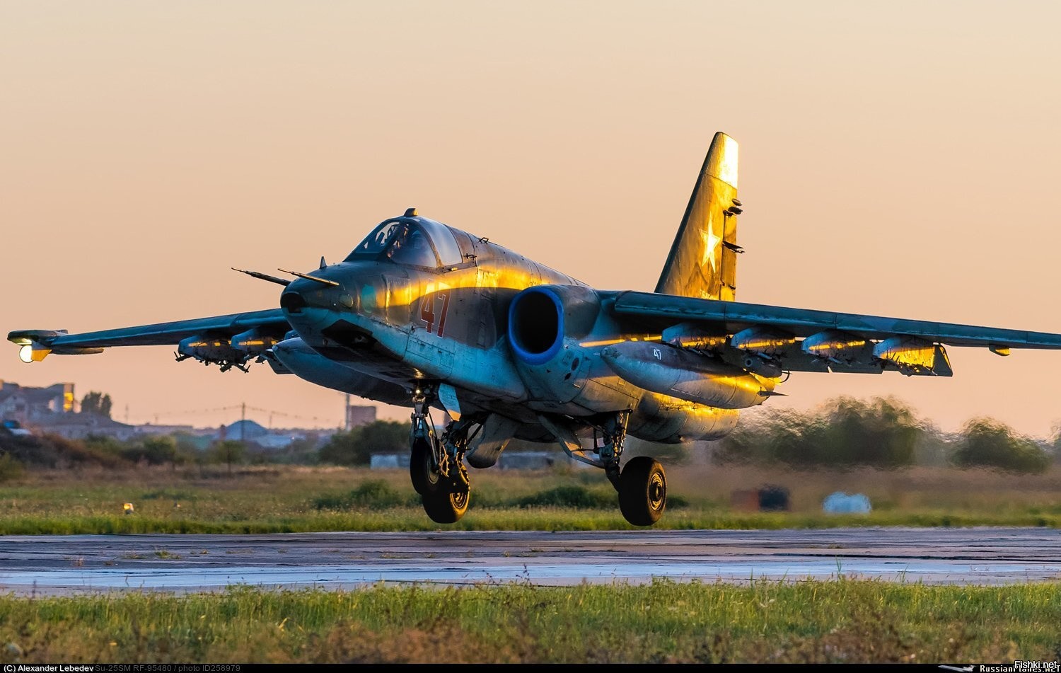 Су 25. Су-25 Грач. Штурмовик Су-25 Грач. Самолет Су-25. Самолёт-Штурмовик Су-25.