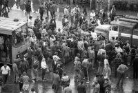 Димон, даун ты херов!
1961 + 50 = 2011

А к этой картинке 



притягивают и Краснодар, и Ташкент, и Кривой Рог, и Новочеркасск - в общем, везде, где нужно описать "бунт".