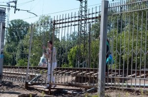 И у нас есть свои ограждения, особенно отличились РЖД