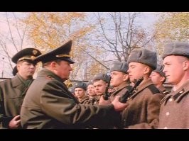 Генерал раздал всем автоматы. А кому не хватило   сапёрные лопатки.
"ДМБ"