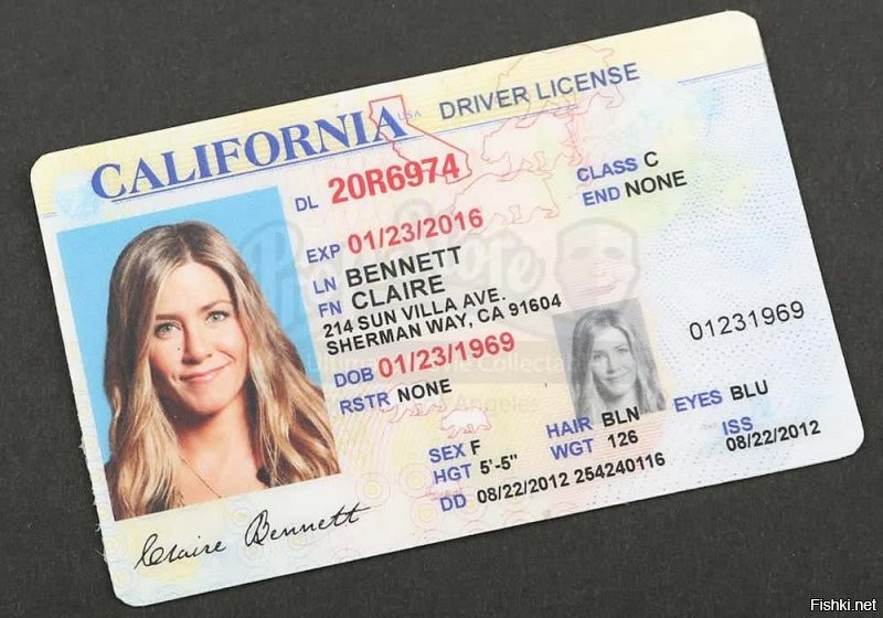 а то что у него - просто id, аналог внутреннего паспорта рф. 
у пендосов если что загран паспартов нет.