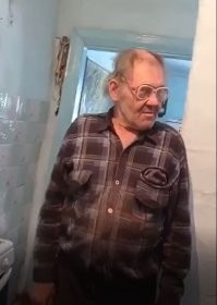 Батя:
 - А вот и я.
 - Чего хотели-то?