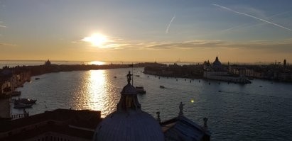 Но хорошо понакопали