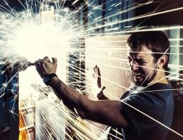 Однобитный электрик и все!:))