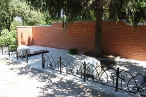 Могилы семьи Склифосовского, там же.