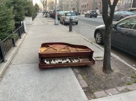 это не пианино..