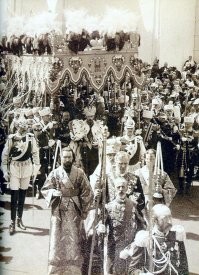 Фотоаппарат вообще то придумали горааааздо раньше. И оцифровка как процесс существует. Или это тоже на телефон сфотографировали?