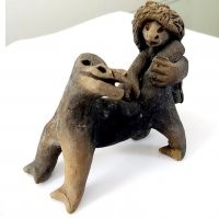 смотри ты, какие они шалуны - эти необразованные мексиканские крестьяне...