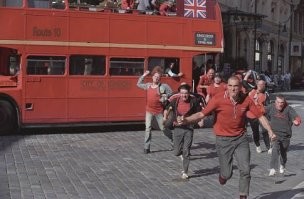 Вот автобус за пивом, для пива и с пивом