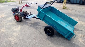 У него давно конкурентом идёт  мотоблок с прицепом.  И вряд ли он его обскочит.