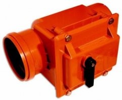 Против всякой живности и не только устанавливается обратный клапан.