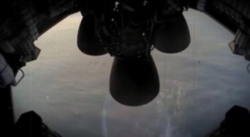 Ну, еще бы, с таким двигателем далеко не улетишь!