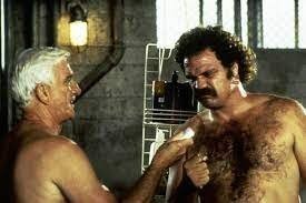 Рэндалл Кобб "
Эйс Вентура: Розыск домашних животных
Слепая ярость
Голый пистолет
Золотой ребенок