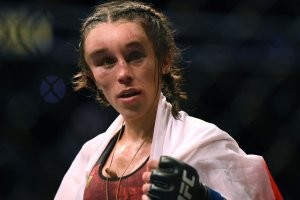 Точь-в-точь отбивная: немецкая боксерша показала свое лицо после поединка