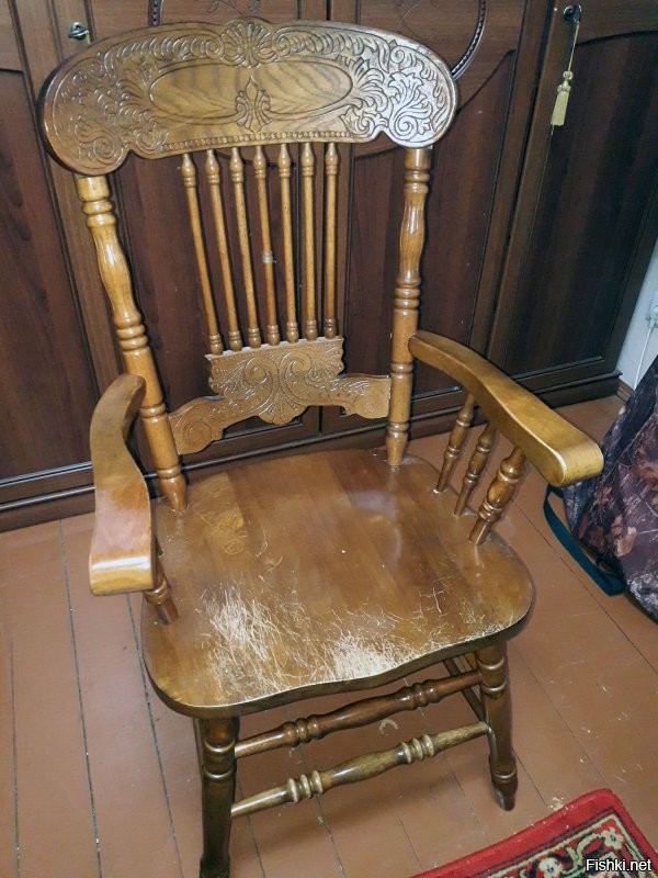 Нет, это новодел так скажем. Для меня очень он удобен как компьютерный стул, я не люблю кресла.
Вот ссылка если заинтересовал.