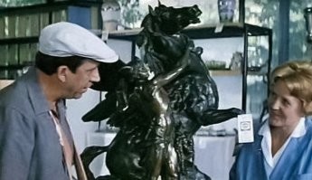 «Служебный роман», «Секретная миссия», «Пакет», «Бриллиантовая рука» и еще несколько фильмов)