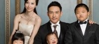 А потом окажется, что это рекламная компания китайского брачного агентства, по типу семейки с тремя детьми.