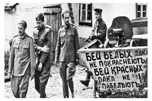 А я вот помню, говорили... И про лампу, и про паландреичшпиён, и я сомневаюсь, подпоручик, была ли у вас мать!
 Ну и не забыть шикарный лозунг на тачанке бандитской: "Бей белых пока не покраснеют. Бей красных, пока не побелеют."