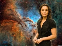 Кстати, там есть очень даже симпатичные ведущие