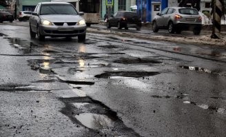 Одна весна.