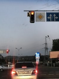 А что со светофором не то?