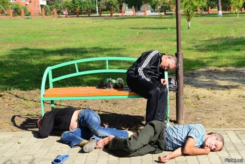 Майор зассал. Двое наших в госпитале