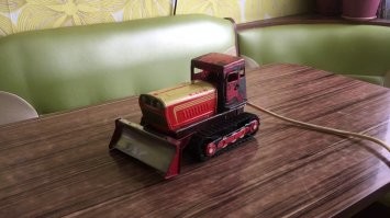 у меня такой был...ух долго же я клянчил у родителей..