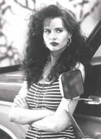 долго вдуплял в Джину Девис в белом халате...вроде отпустило